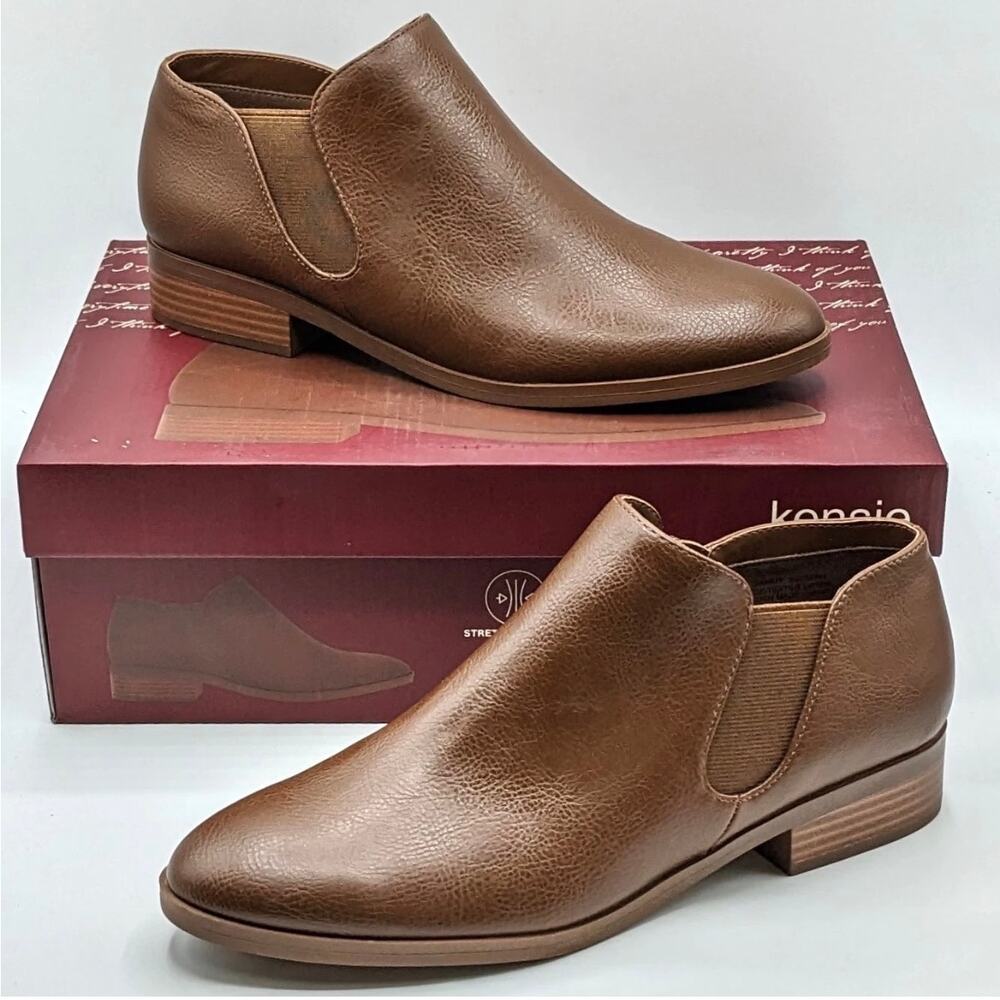 Kensie “Sammy” Faux Pebbled Leather Block Heel Side Zip Closure Brown 8 Bootie